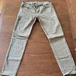 GAP Women's Skinny Jeans in Olive-Tan